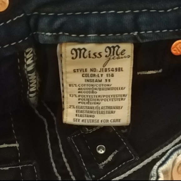 Miss Me Light Wash Sequin Pocket Jeans - Picture 6 of 6